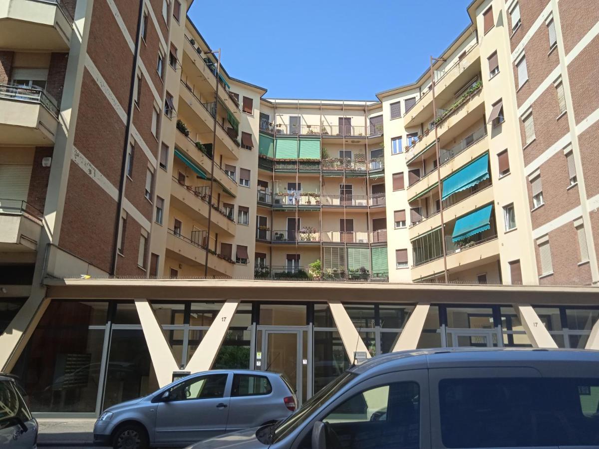 Residenza Locatelli Apartment Verona Bagian luar foto
