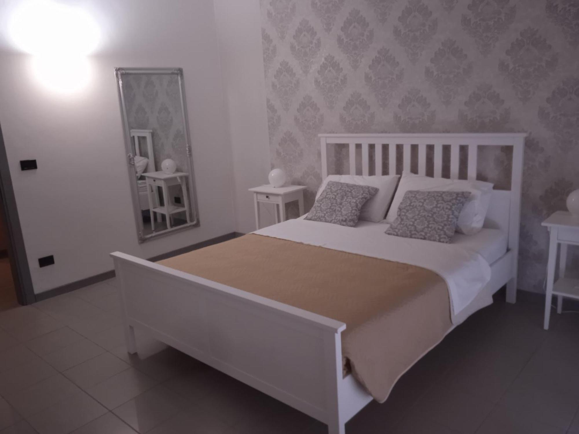 Residenza Locatelli Apartment Verona Bagian luar foto