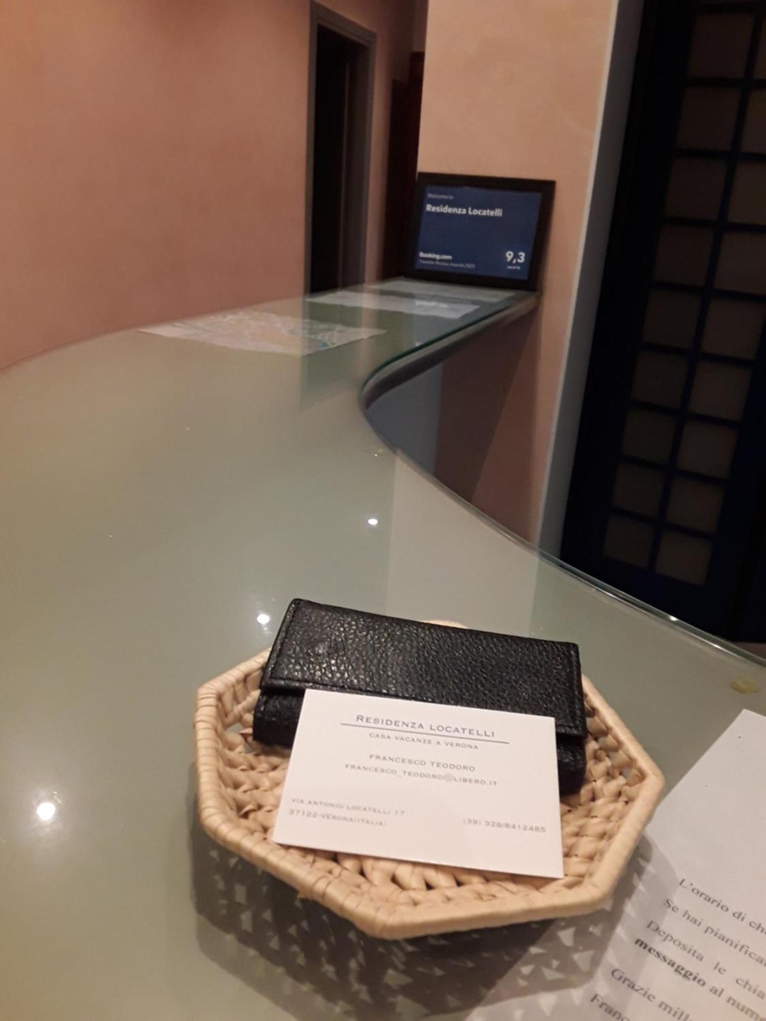 Residenza Locatelli Apartment Verona Bagian luar foto