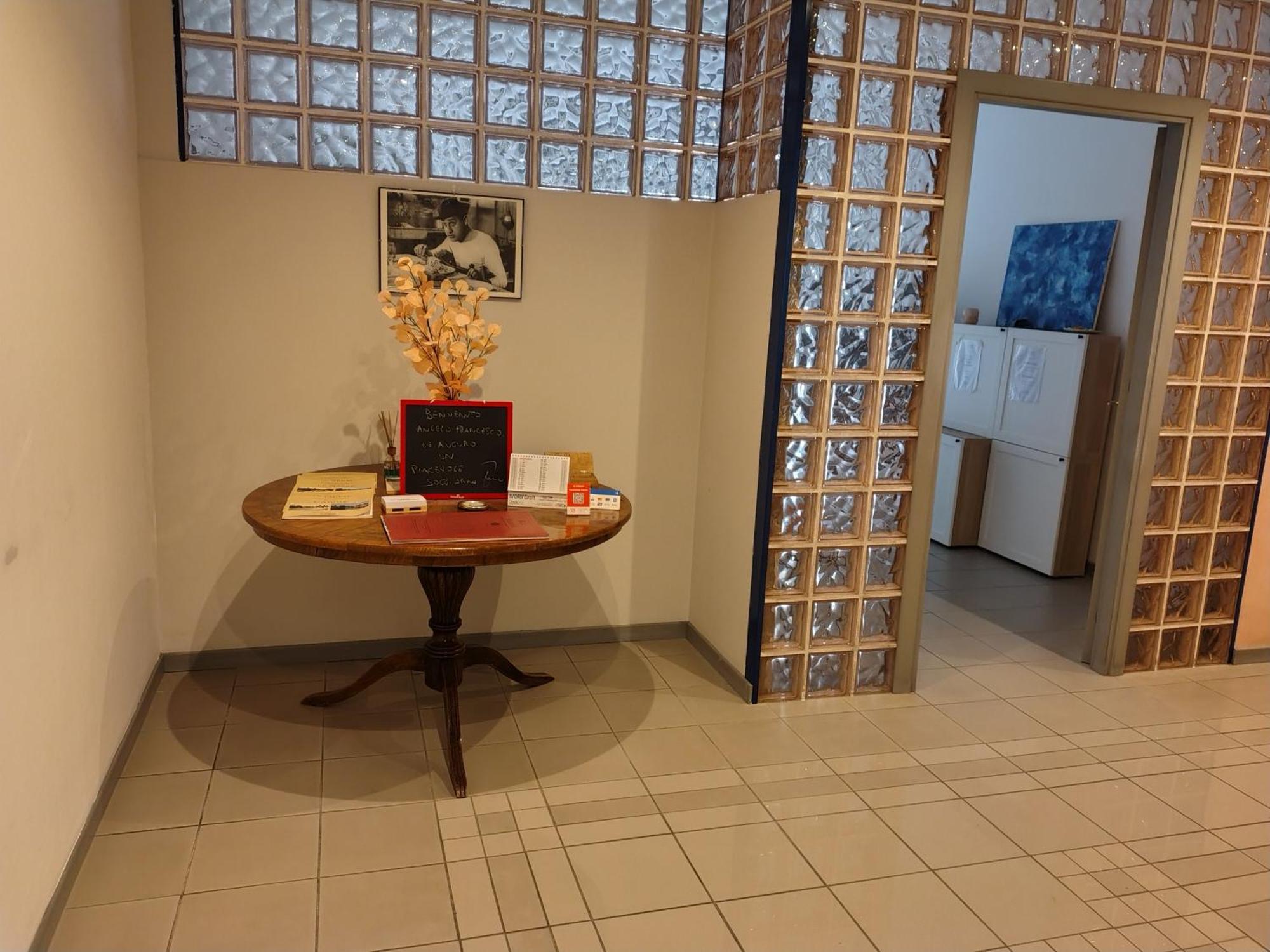 Residenza Locatelli Apartment Verona Bagian luar foto