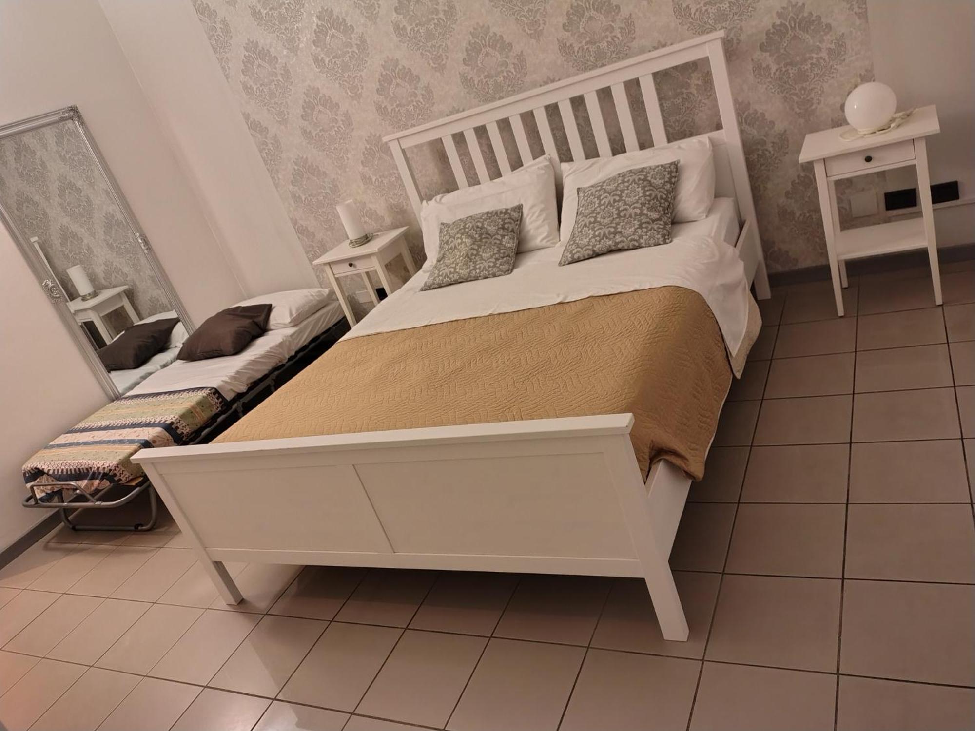 Residenza Locatelli Apartment Verona Bagian luar foto